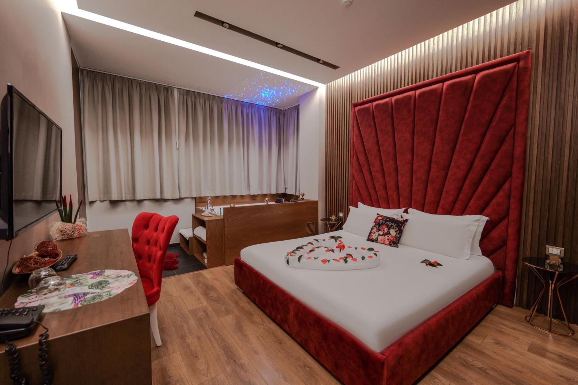 Hotel Bonsai Tirana Zewnętrze zdjęcie